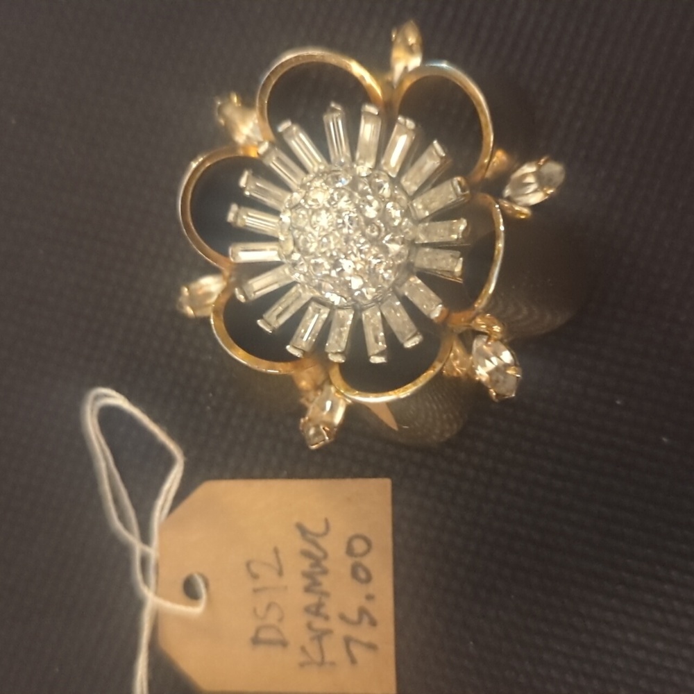 Vintage Mid century Kramer Brooch